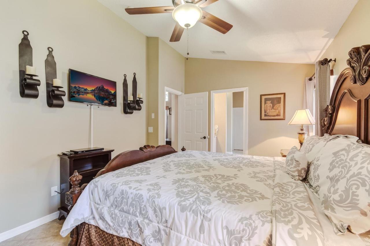 Two Master Bedrooms Pool Home Private Yard Орландо Екстериор снимка